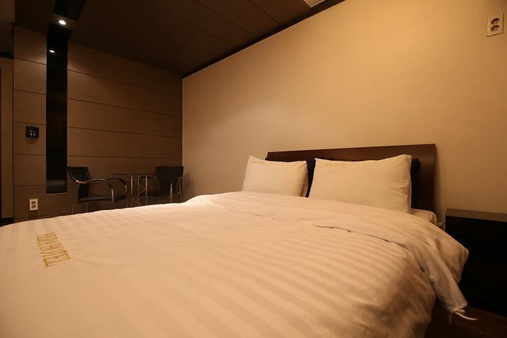 Hera Motel Daejeon Exterior foto